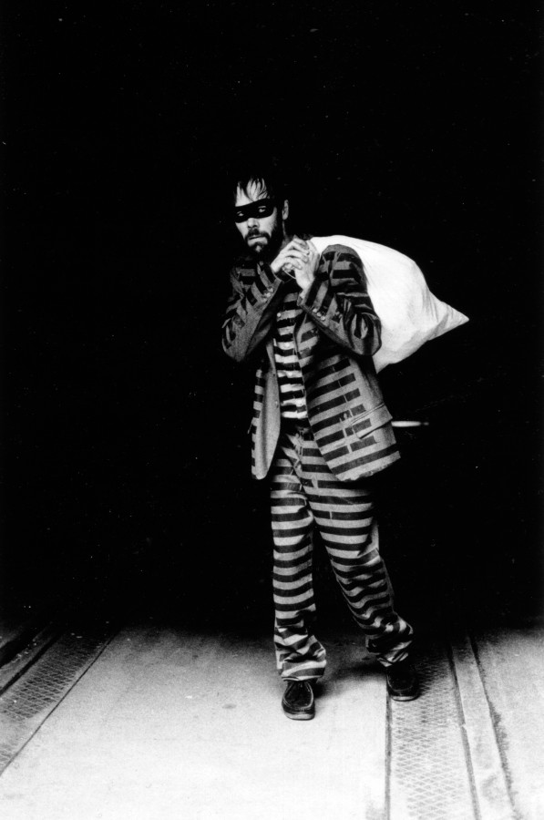 Frank Leder Autumn / Winter 2003 / 2004 Pay Attention