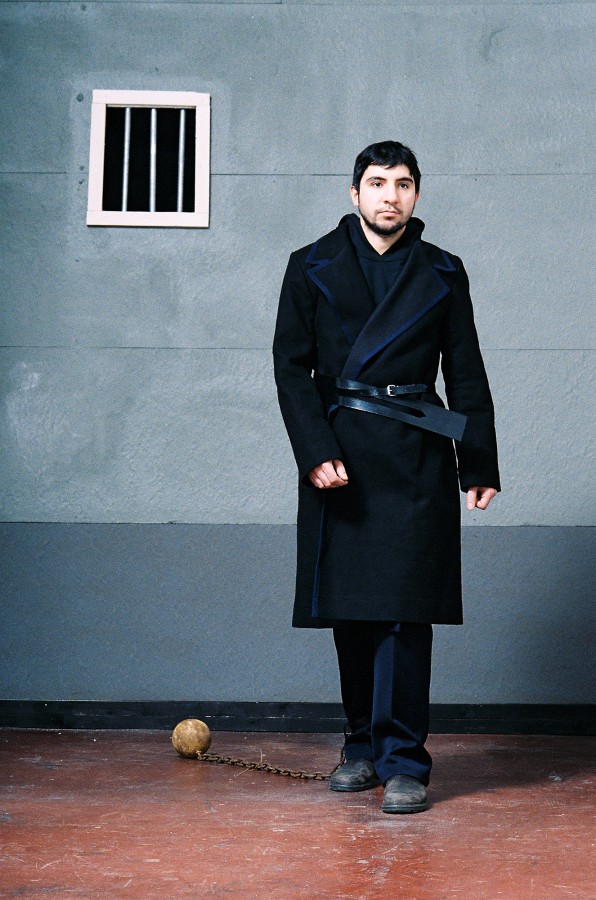 Frank Leder Autumn / Winter 2005 / 06 Break that vicious circle