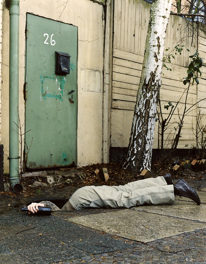 Manhole, Frank Leder